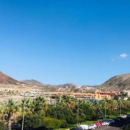 Los Cristianos Center *